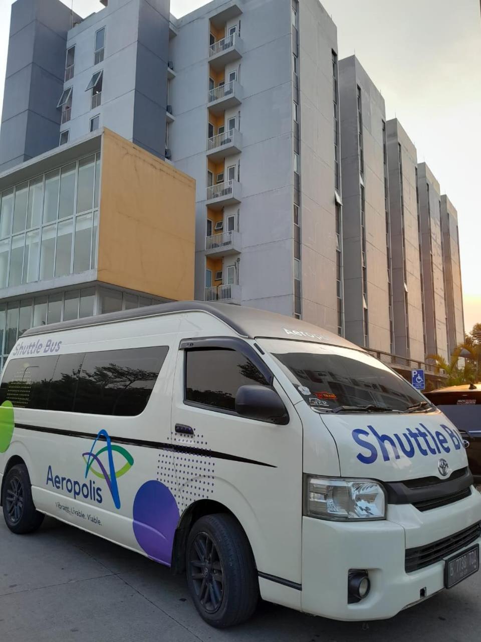 Nature Inn Aeropolis Ar3 Tangerang Eksteriør billede